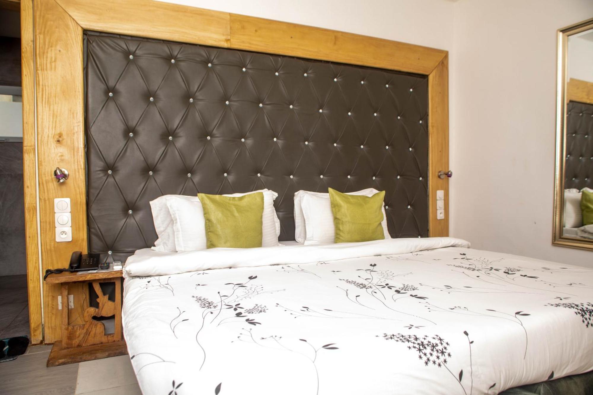Hotel Les Orchidees Kotonu Zewnętrze zdjęcie