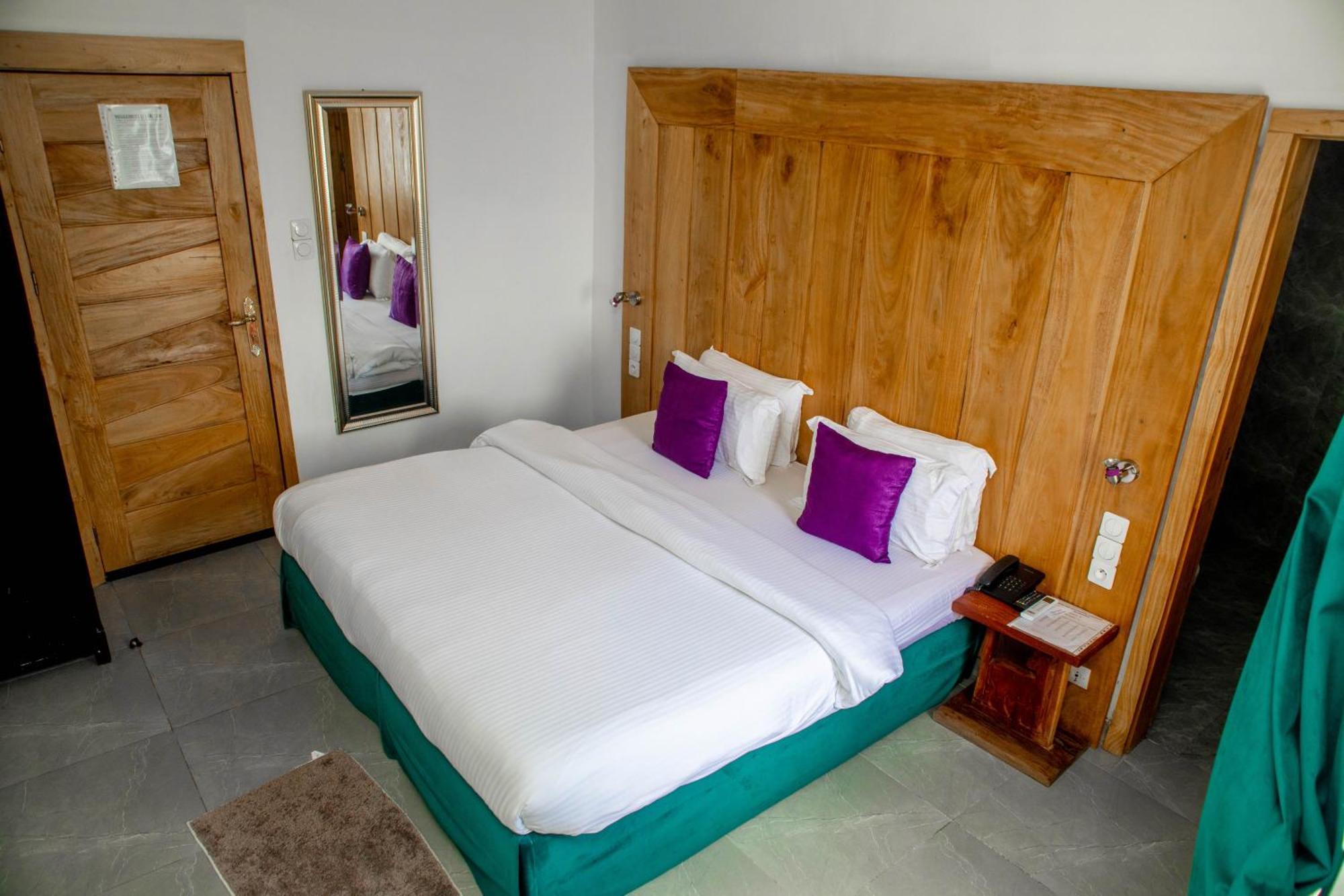 Hotel Les Orchidees Kotonu Zewnętrze zdjęcie