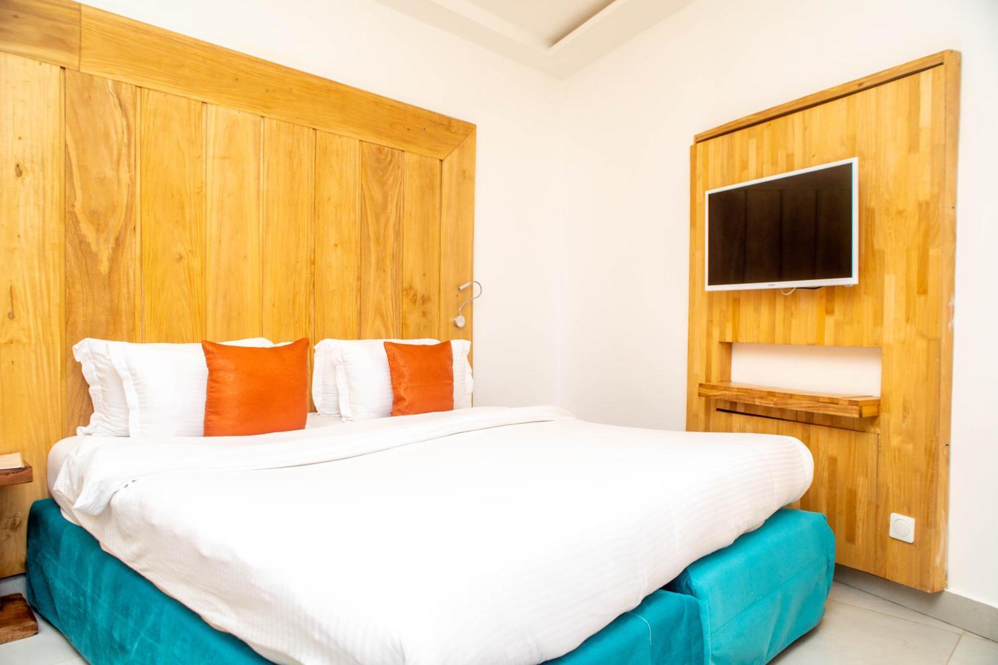Hotel Les Orchidees Kotonu Zewnętrze zdjęcie